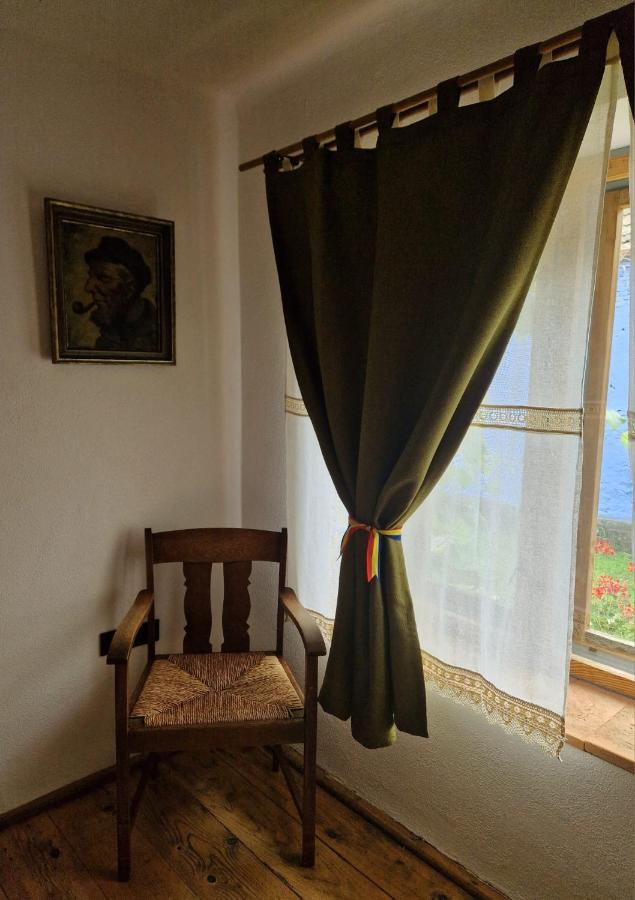 Floresti House 21 Roandola エクステリア 写真